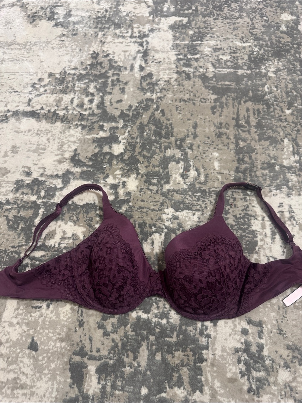 Victoria's Secret Plum Lace Underwire Bra - Deep Purple